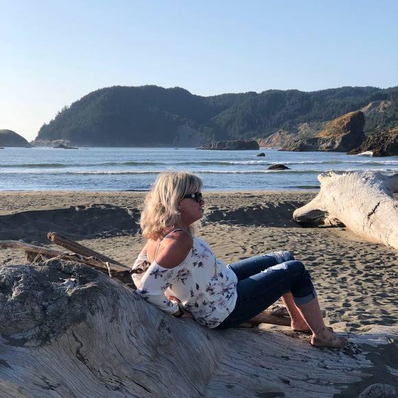 Meet your Posher, Rhonda - Picture 1 of 1